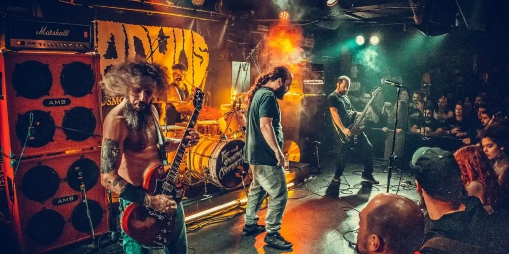 sadhus-the-smoking-community-live